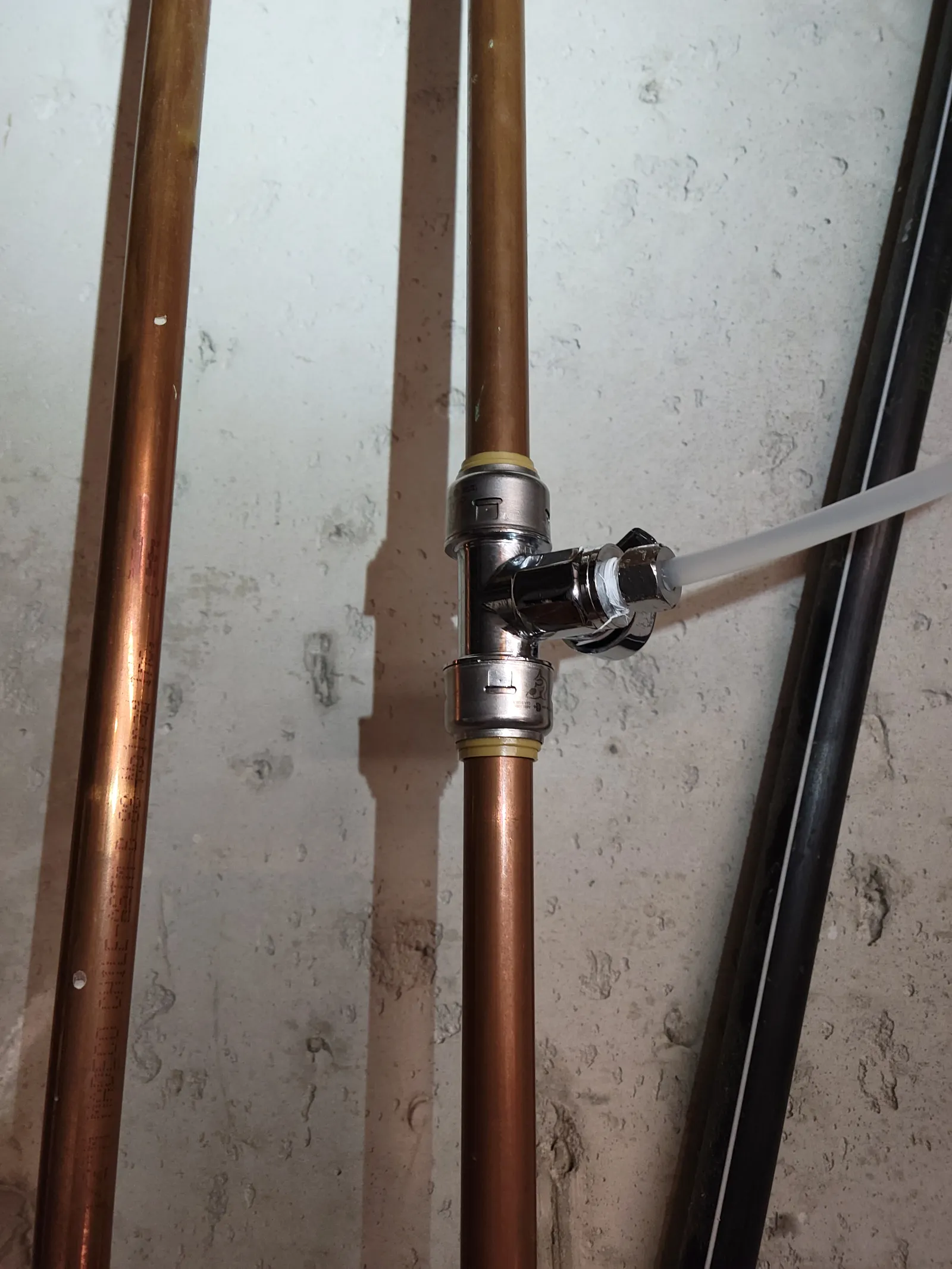 Completed project: a fridge water line hook-up in Vaughan